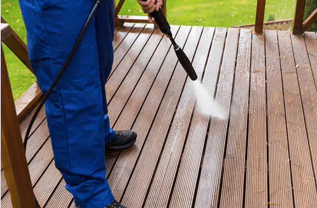 charlotte deck cleaning